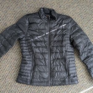 Quince Women's Black Quilted Puffer Jacket